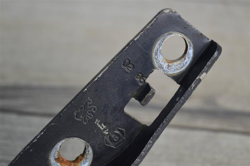 Петля капота, 300 рублей, Москва