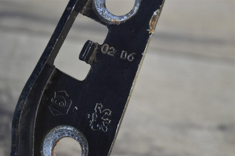 Петля капота, 300 рублей, Москва