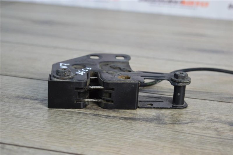 Замок капота, 900 рублей, Москва