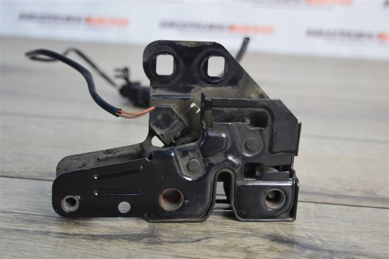 Замок капота, 900 рублей, Москва