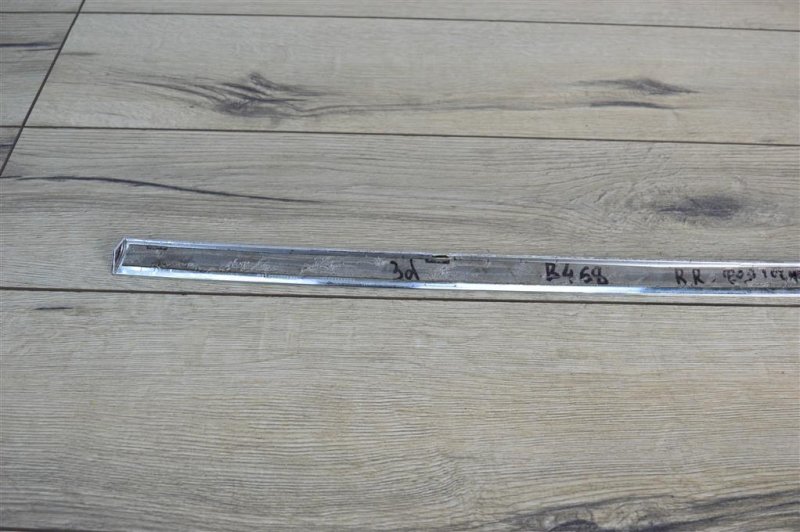 Молдинг кузова, 1000 рублей, Москва