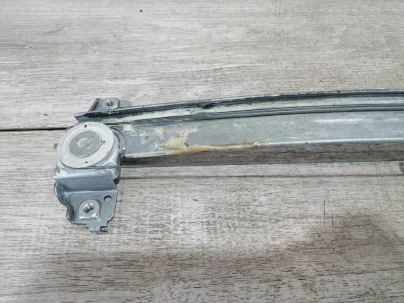 Стеклоподъемник, 1000 рублей, Севастополь