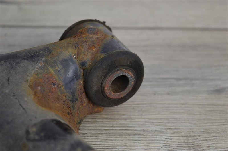 Рычаг передний нижний, 1200 рублей, Москва