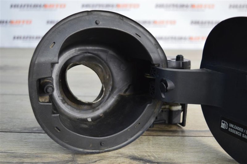 Лючок топливного бака, 1000 рублей, Москва