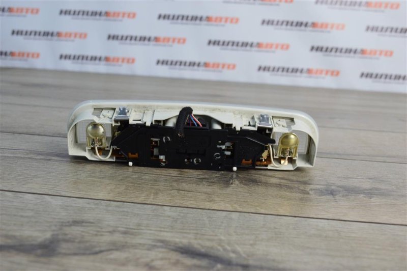 Плафон салона, 500 рублей, Москва