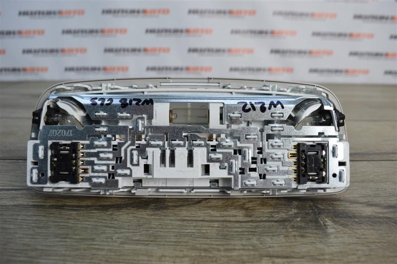 Плафон салона, 1000 рублей, Москва