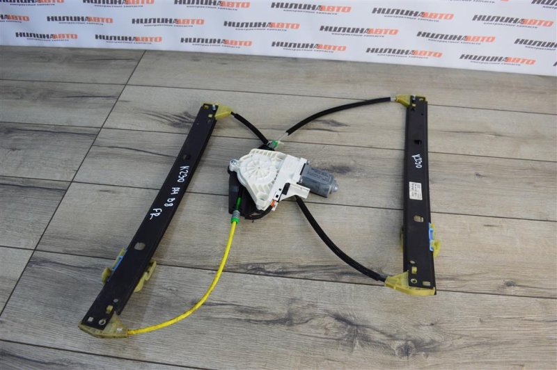 Стеклоподъемник, 1000 рублей, Москва