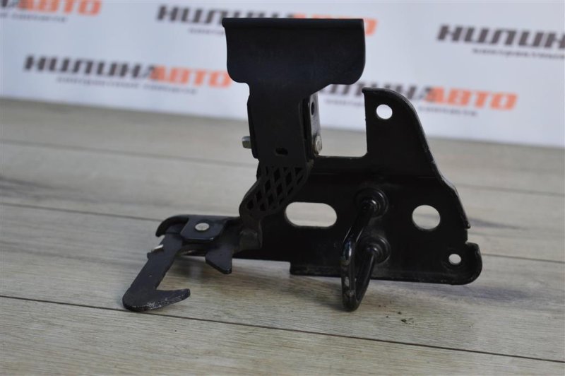 Замок капота, 500 рублей, Москва