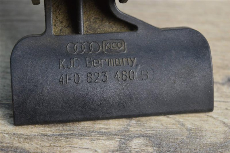 Замок капота, 500 рублей, Москва