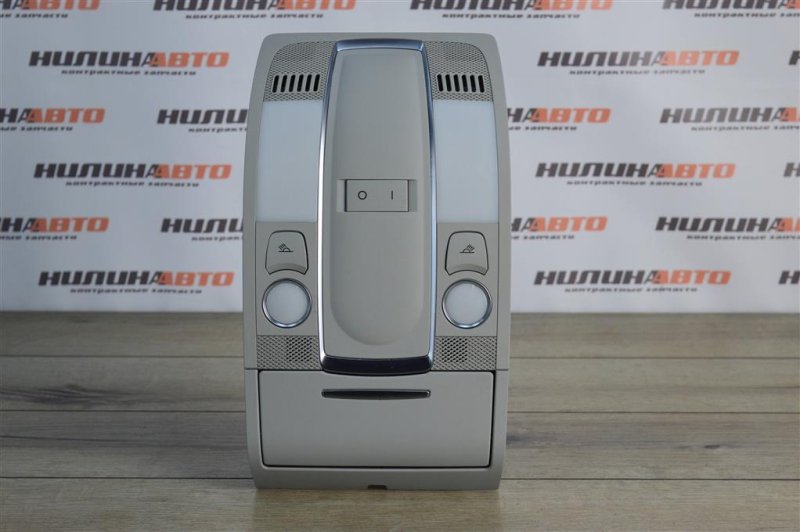 Плафон салона, 2000 рублей, Москва