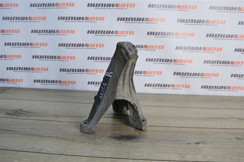 Кронштейн двигателя, 700 рублей, Москва