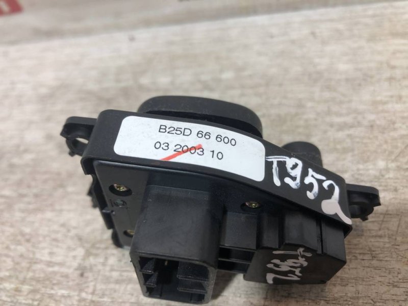 Блок управления зеркалами, 1000 рублей, Севастополь