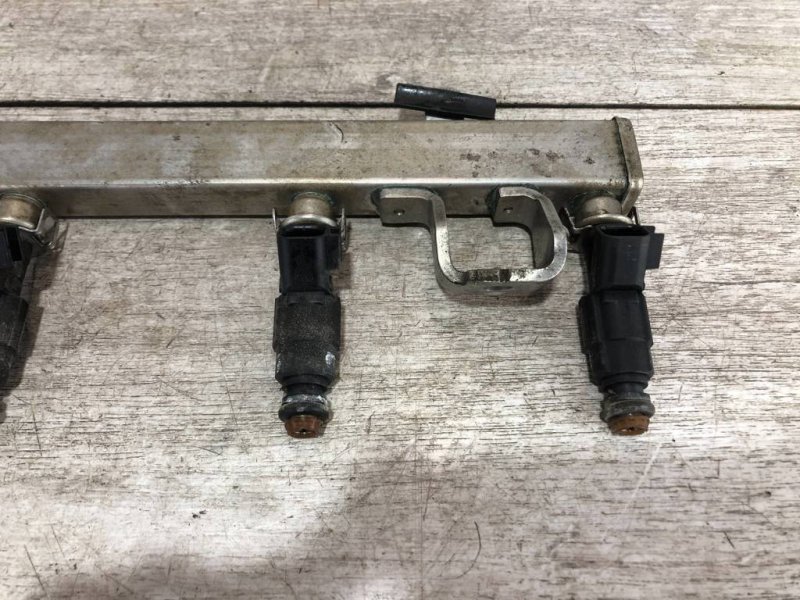 Рампа топливная, 2000 рублей, Севастополь