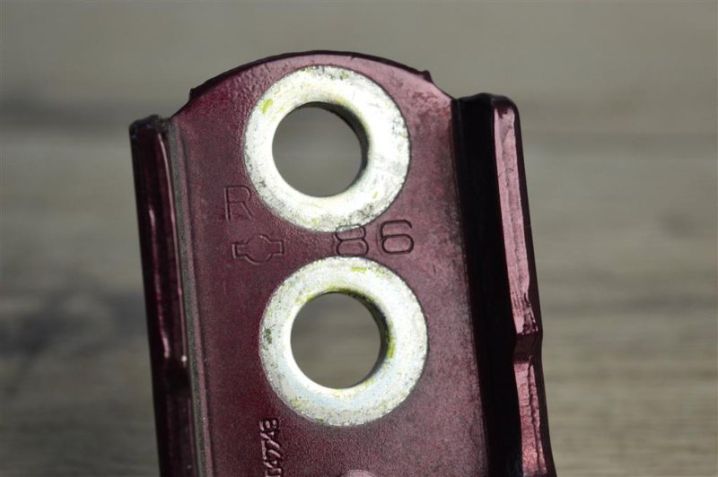 Петля двери нижняя, 500 рублей, Москва