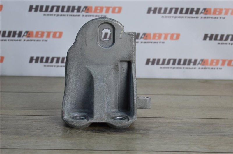 Кронштейн двигателя, 400 рублей, Москва