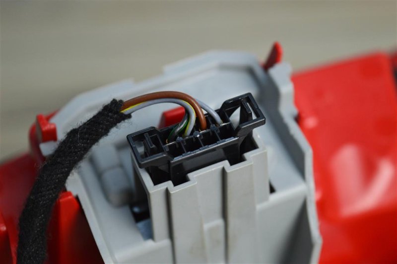 Фонарь в крышку багажника, 3000 рублей, Москва