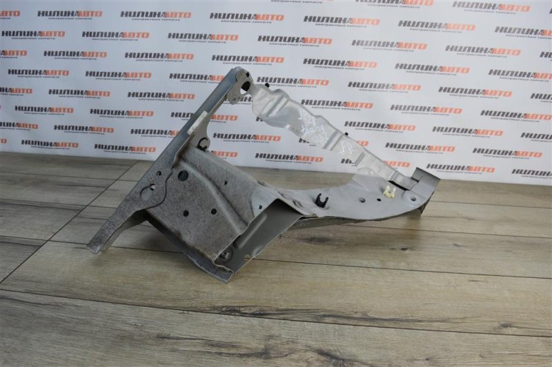 Лонжерон, 1400 рублей, Москва