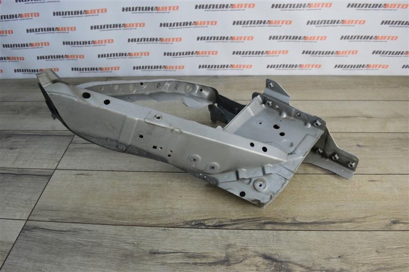 Лонжерон, 1400 рублей, Москва