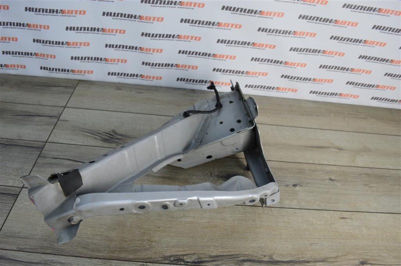 Лонжерон, 1400 рублей, Москва