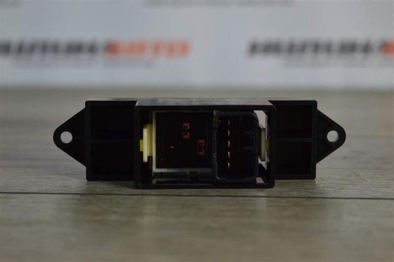 Кнопка стеклоподъемника, 400 рублей, Москва