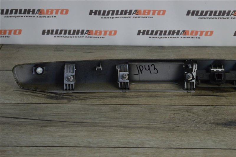 Накладка крышки багажника, 1600 рублей, Москва