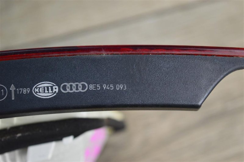 Фонарь в крышку багажника, 1000 рублей, Москва