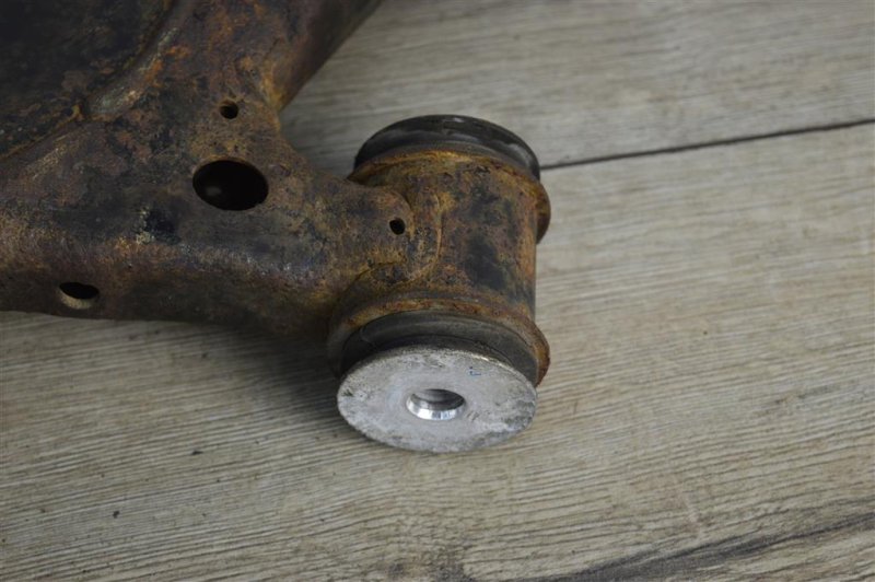 Рычаг передний нижний, 1250 рублей, Москва