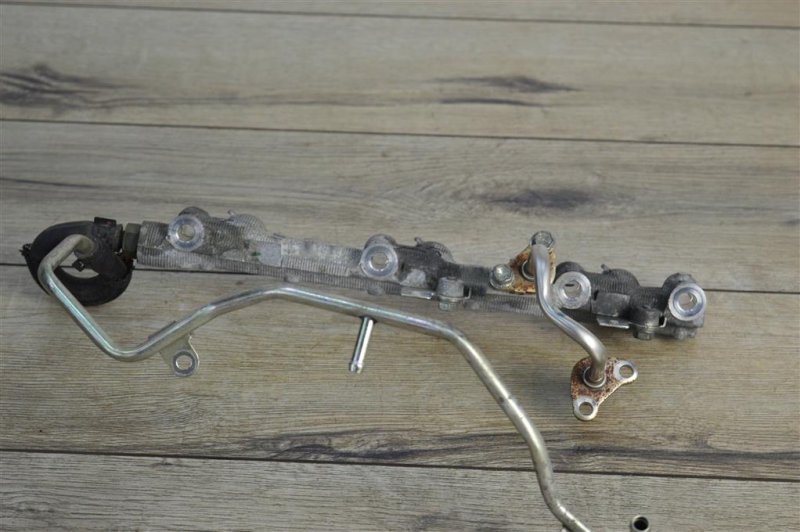 Рампа топливная, 350 рублей, Москва