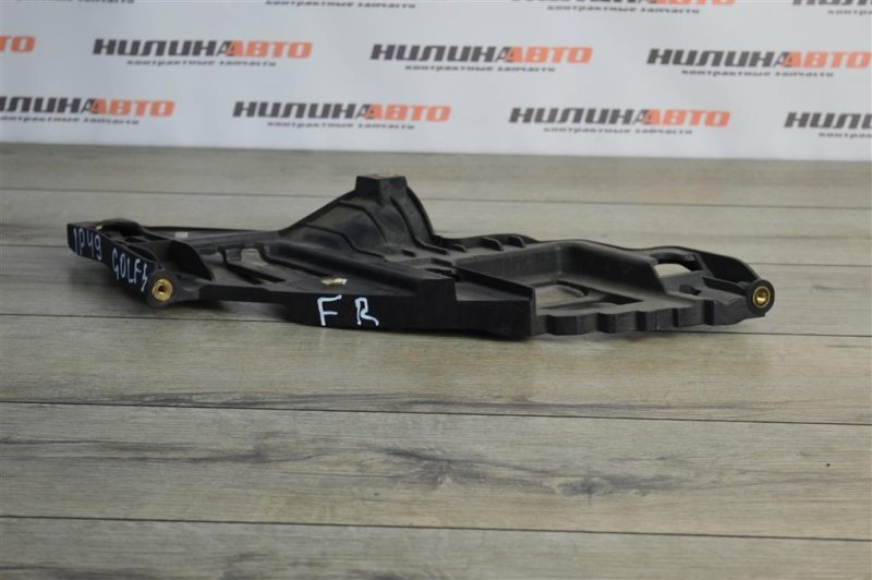 Кронштейн фары, 1000 рублей, Москва