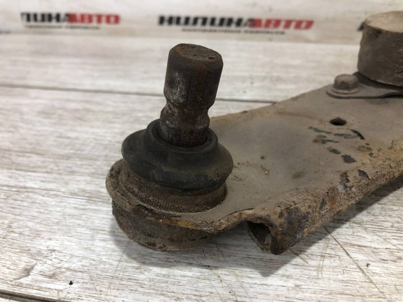 Рычаг передний нижний, 1500 рублей, Севастополь