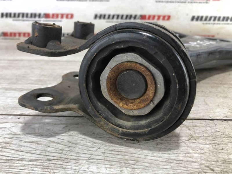 Рычаг передний нижний, 1500 рублей, Севастополь