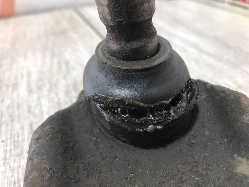 Рычаг передний нижний, 1500 рублей, Севастополь