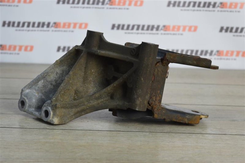 Кронштейн двигателя, 500 рублей, Москва