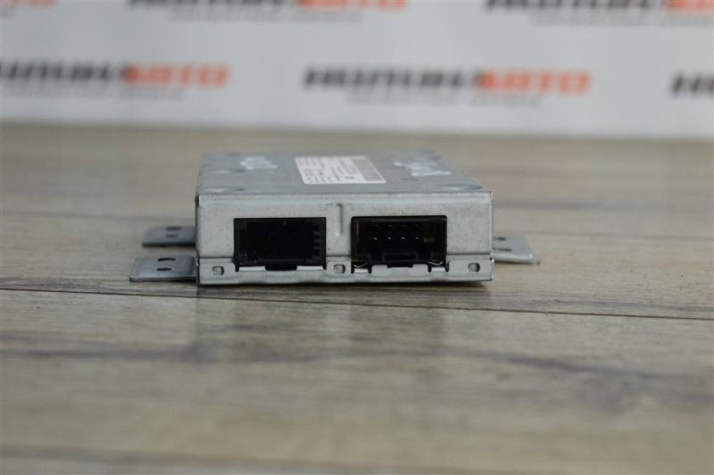 Блок управления мультимедиа, 1000 рублей, Москва