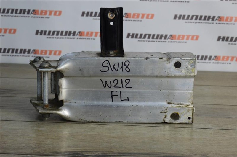 Кронштейн усилителя бампера, 1500 рублей, Москва