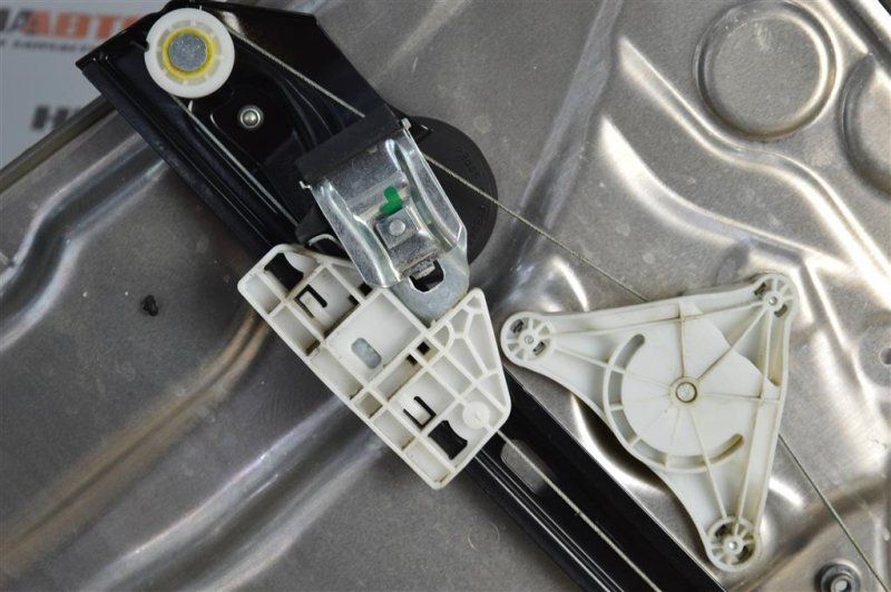 Стеклоподъемник, 800 рублей, Москва