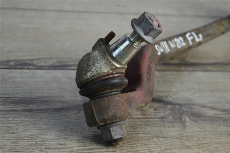 Рычаг передний нижний, 1800 рублей, Москва