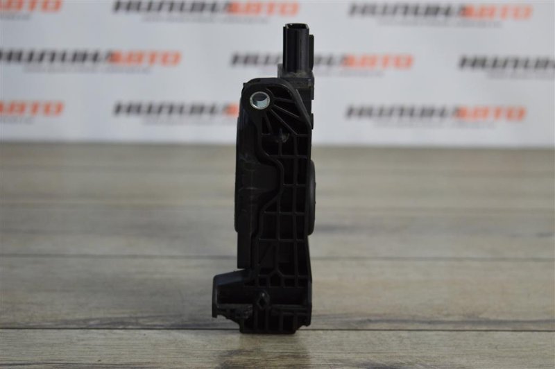 Педаль газа, 500 рублей, Москва