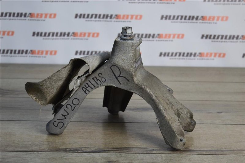 Кронштейн двигателя, 500 рублей, Москва