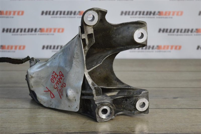 Кронштейн двигателя, 1400 рублей, Москва