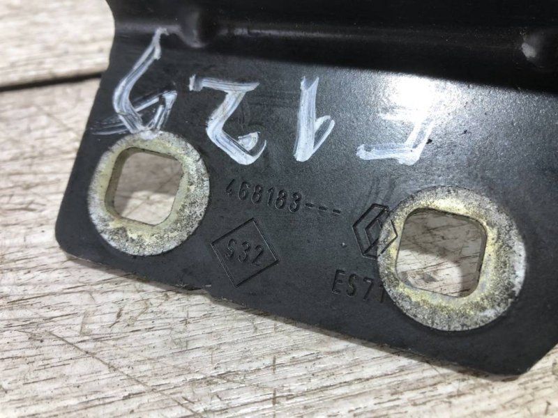 Петля капота, 400 рублей, Севастополь