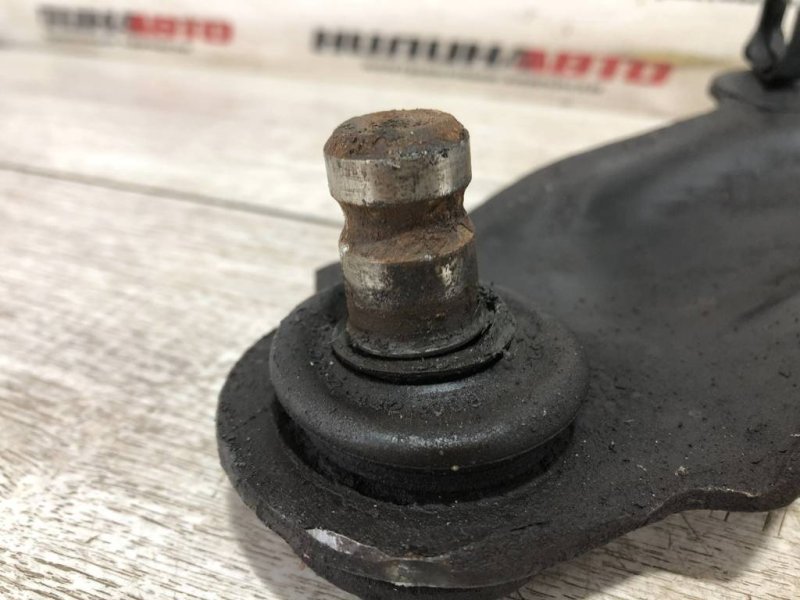 Рычаг передний нижний, 1500 рублей, Севастополь