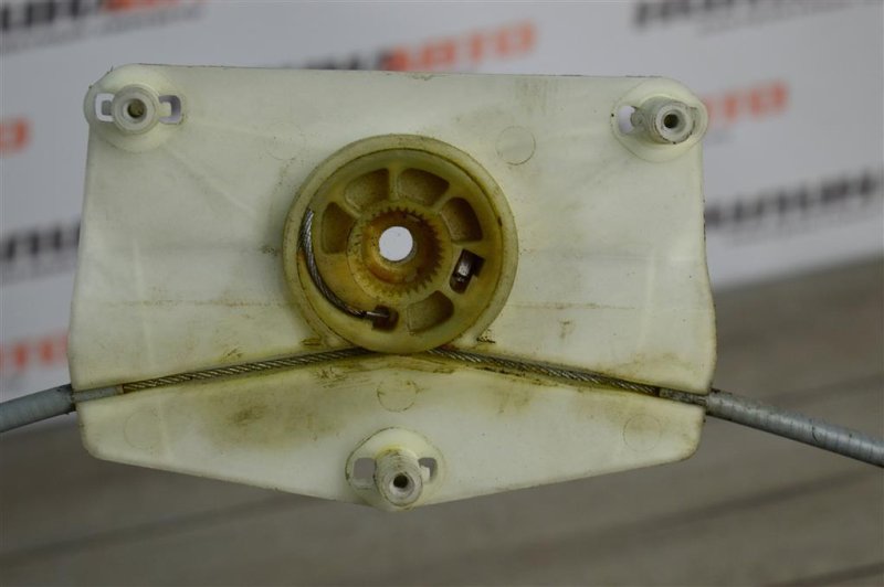 Стеклоподъемник, 900 рублей, Москва