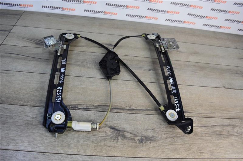 Стеклоподъемник, 1400 рублей, Москва