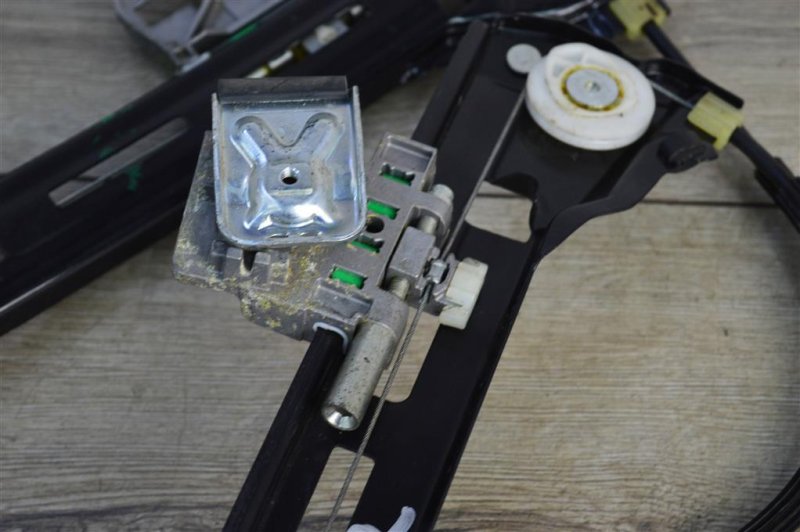 Стеклоподъемник, 1400 рублей, Москва