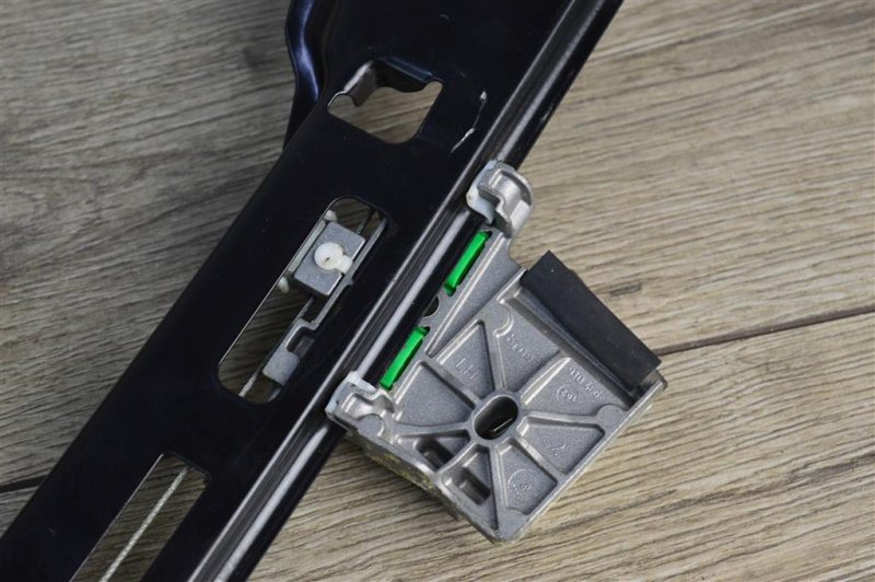 Стеклоподъемник, 1400 рублей, Москва