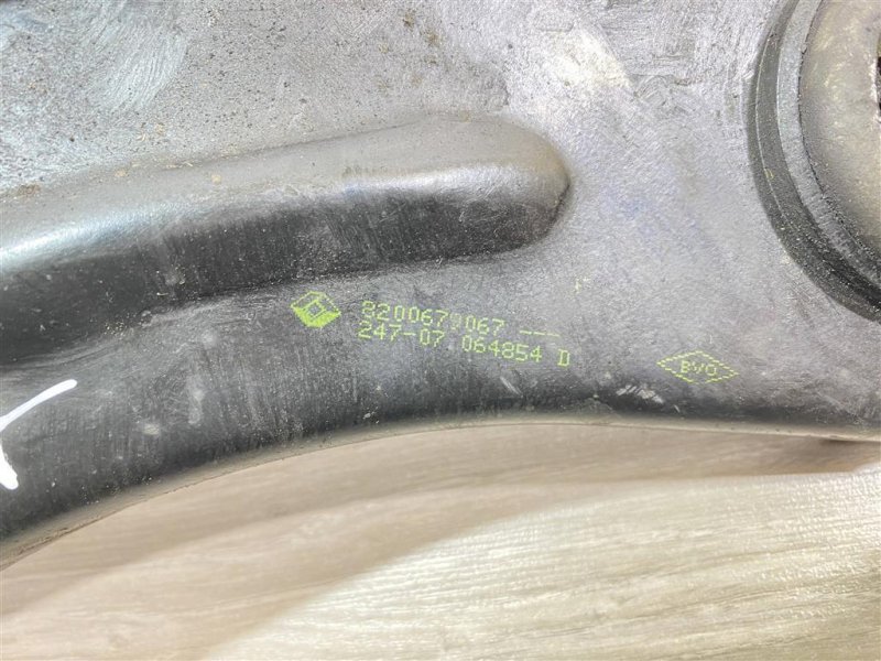 Рычаг передний нижний, 1500 рублей, Севастополь