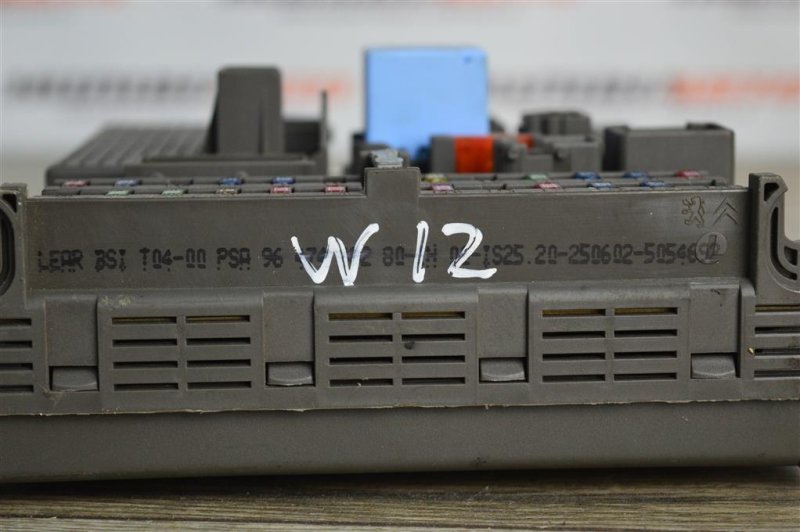 Блок BSI, 2300 рублей, Москва