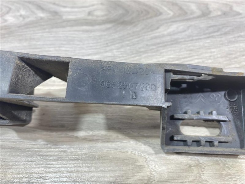 Кронштейн бампера, 950 рублей, Севастополь