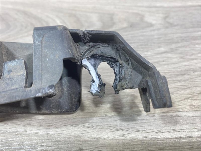 Кронштейн бампера, 800 рублей, Севастополь